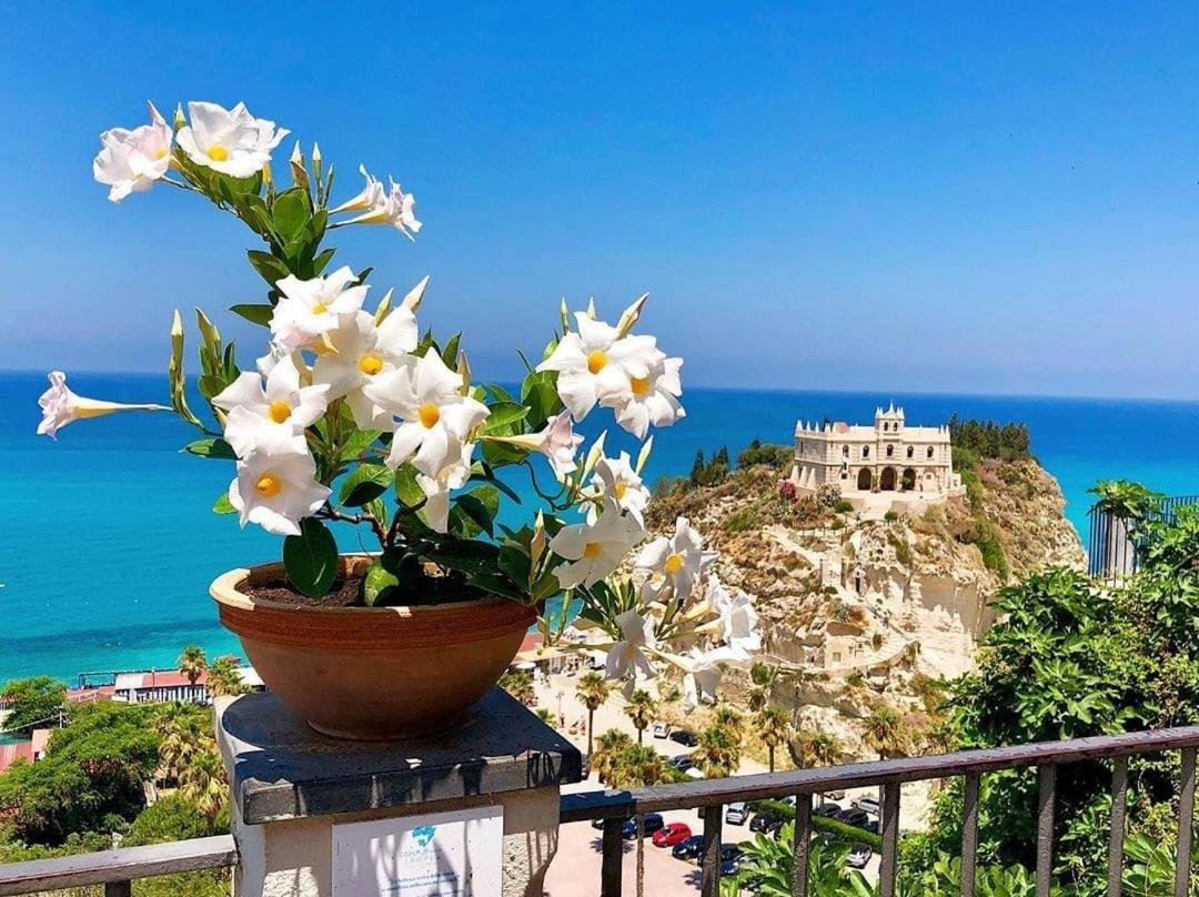 Bloom Tropea Aparthotel Ciaramiti Exteriör bild